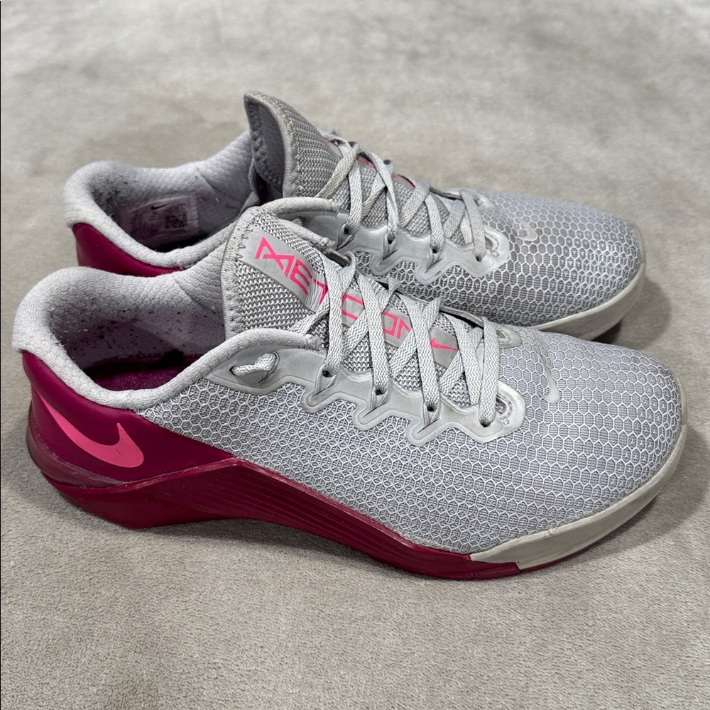 Nike Metcon 5 - Picture 5 of 12